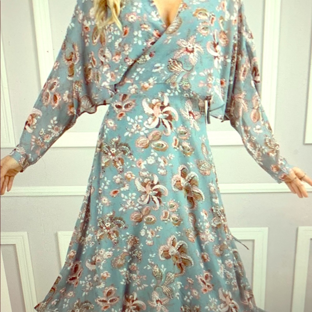 Suzanne Betro wrap dress NWT Sz 1x (16-18)